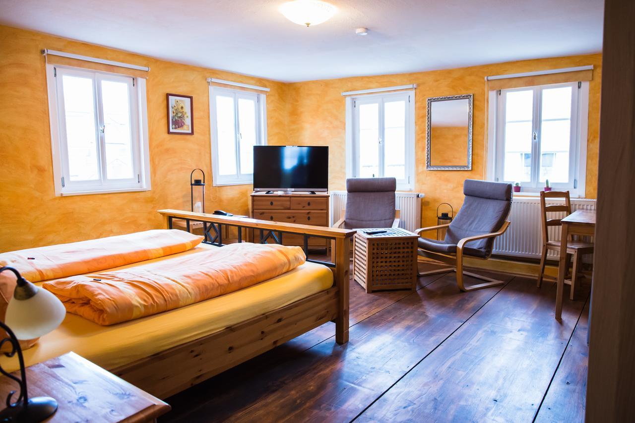 Wiernsheim Landhotel Im Hexenwinkel מראה חיצוני תמונה